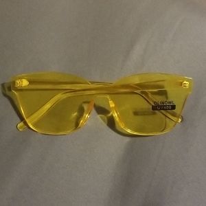 Yellow Sunglasses NWT